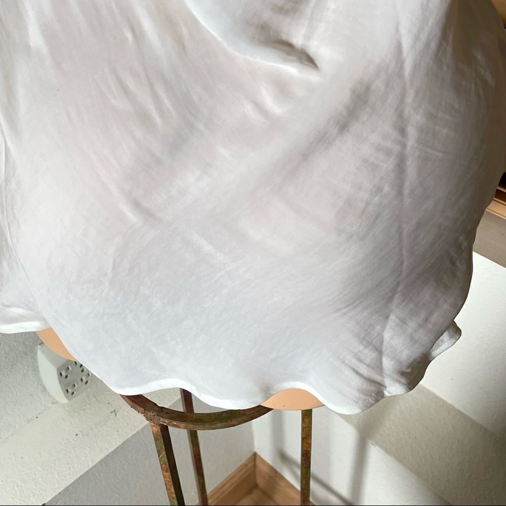 BCBG Sz L White Gauzy Light Chiffon Spaghetti Straps Cowl Neck Beautiful Top New - Picture 7 of 13